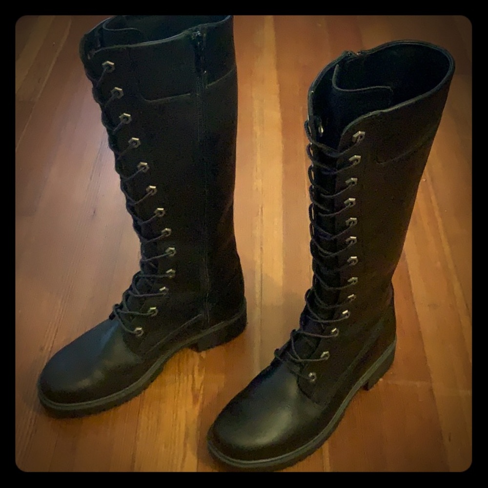 Timberland 14inch zip up boots. Size 7